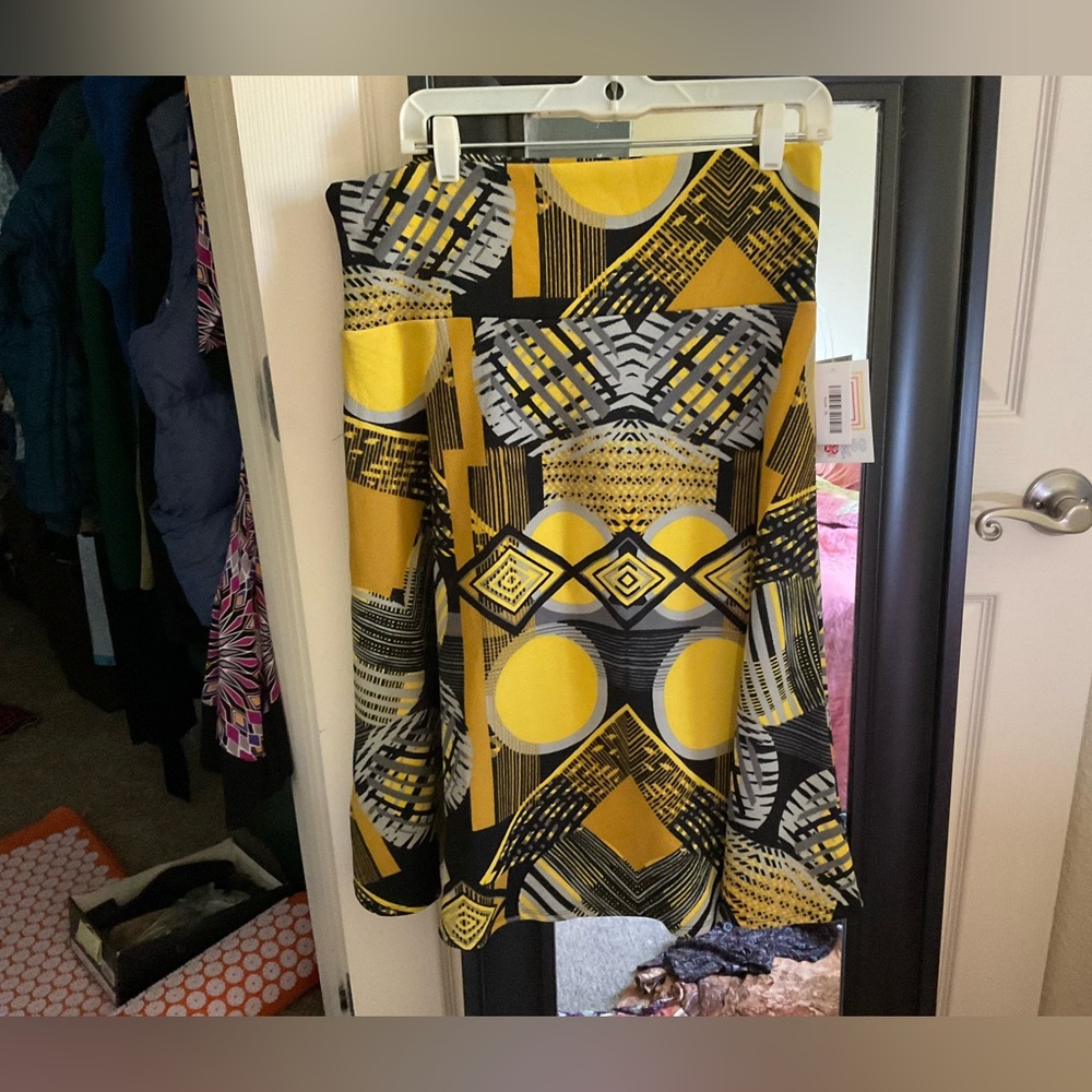 Rare pattern Lularoe “Azure” skirt